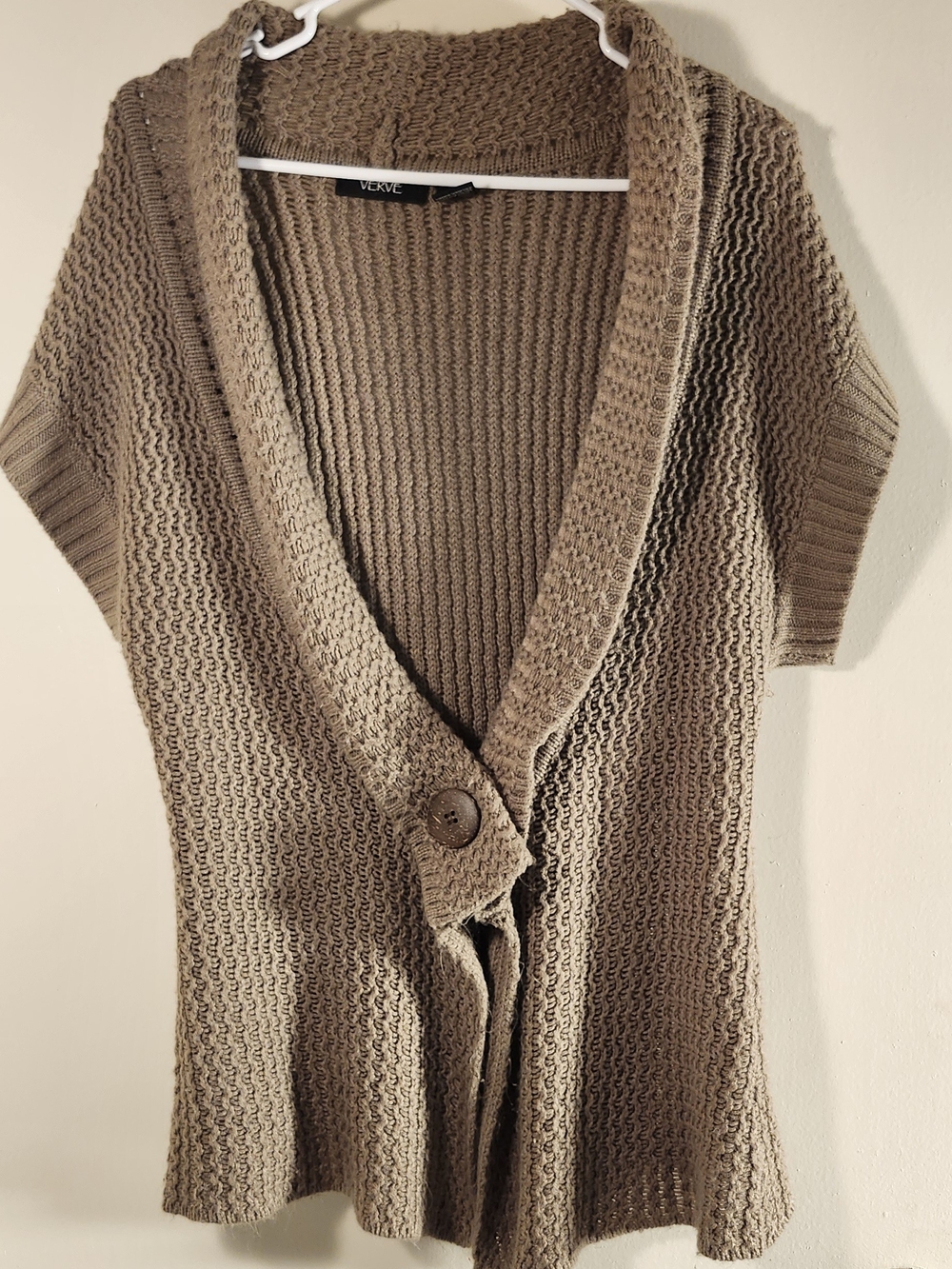 VERVE Taupe Short-Sleeve Knit Button-Front Cardigan